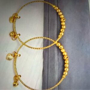 Elegant Gold Beaded Women's Bracelets